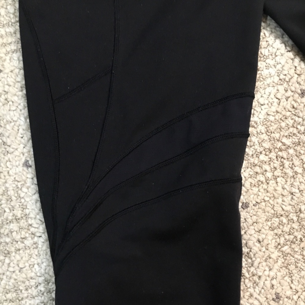 SOLD!!! Ivivva by Lululemon Yoga Leggings w/ Mesh. - Picture 5 of 8
